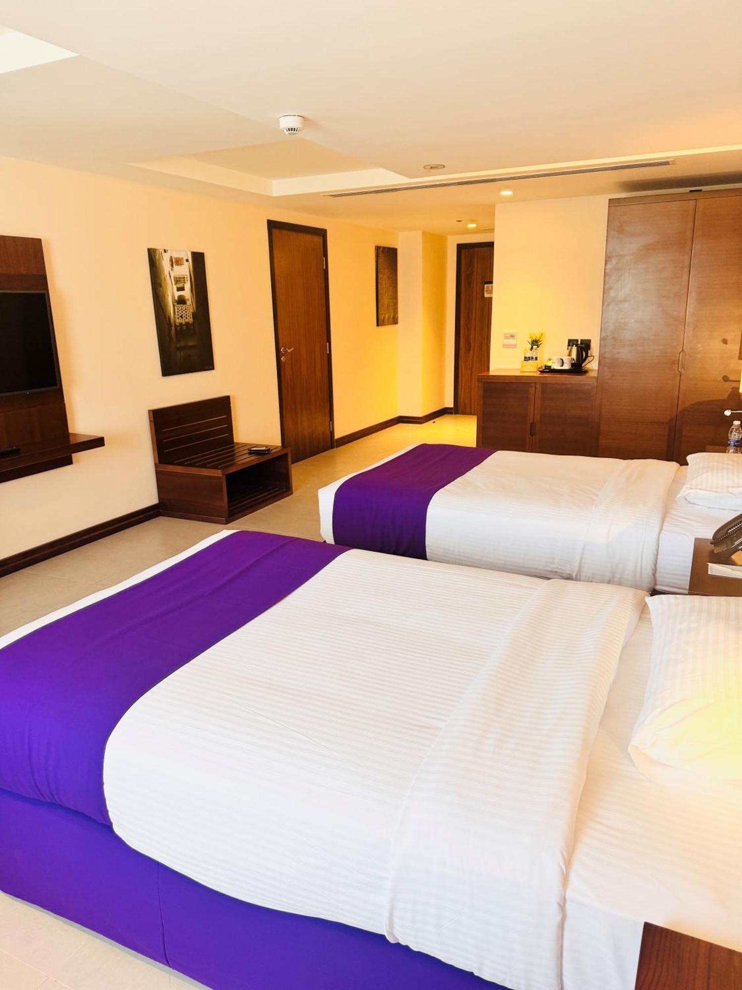Kyriad Hotel Salalah Exterior foto