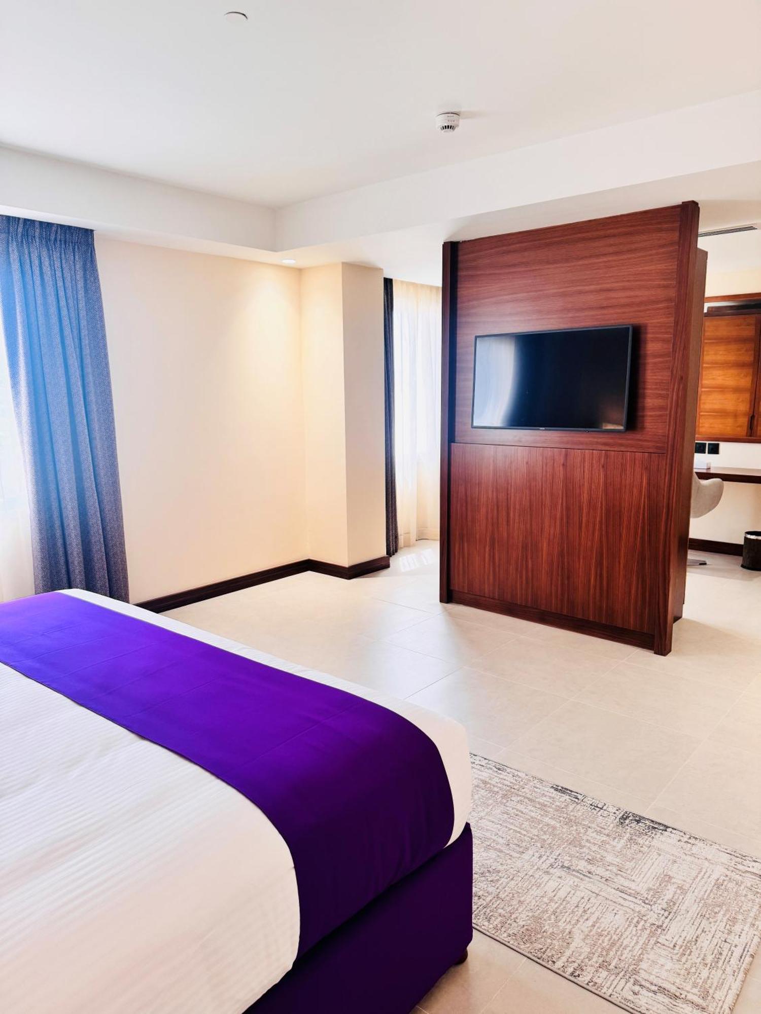 Kyriad Hotel Salalah Exterior foto